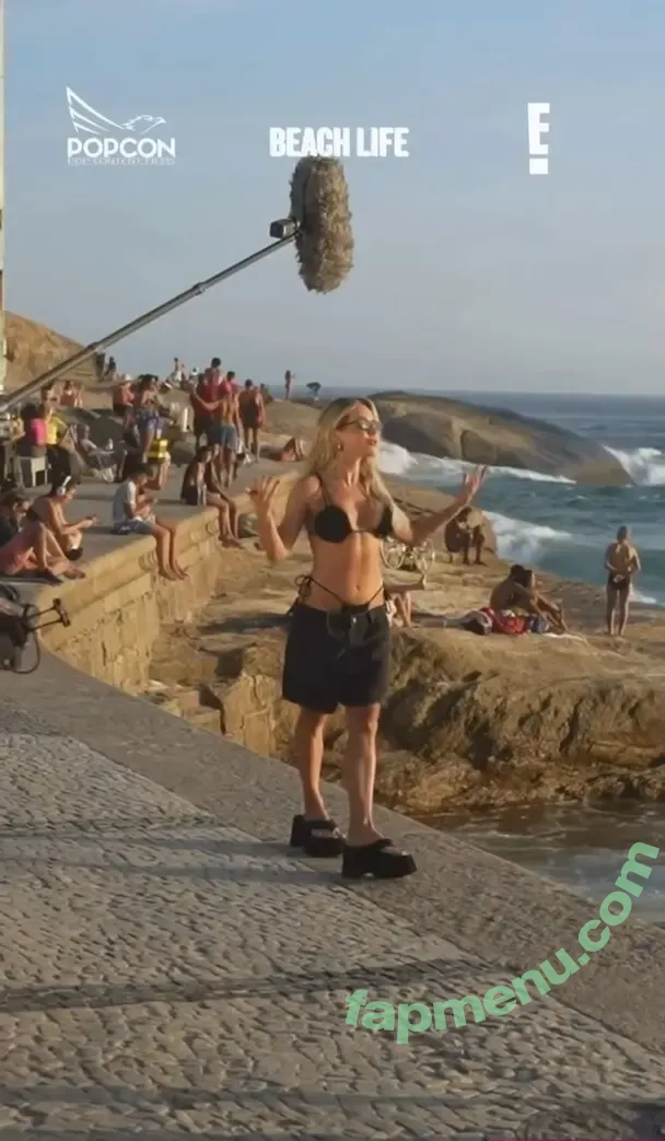 Monique Alfradique nude photo #0384 (moniquealfradique)