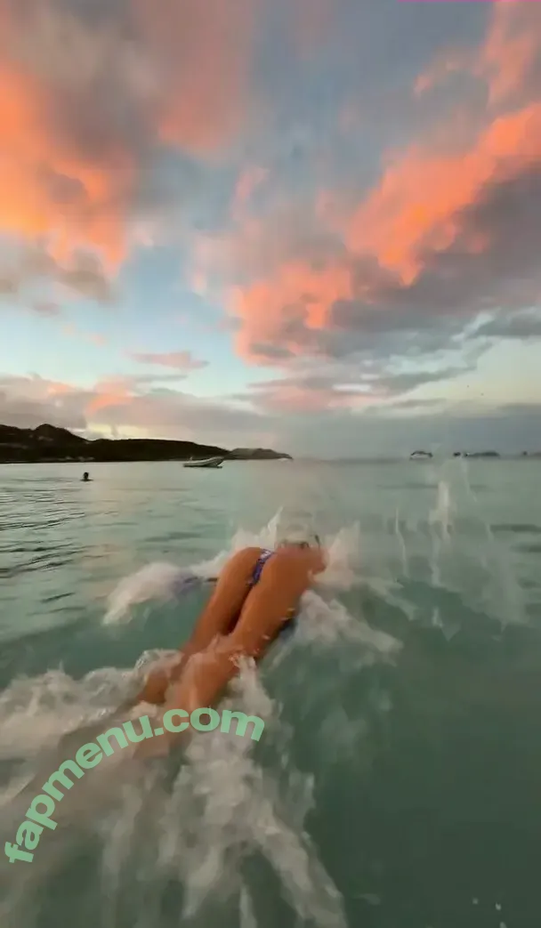 Monique Alfradique nude photo #0412 (moniquealfradique)