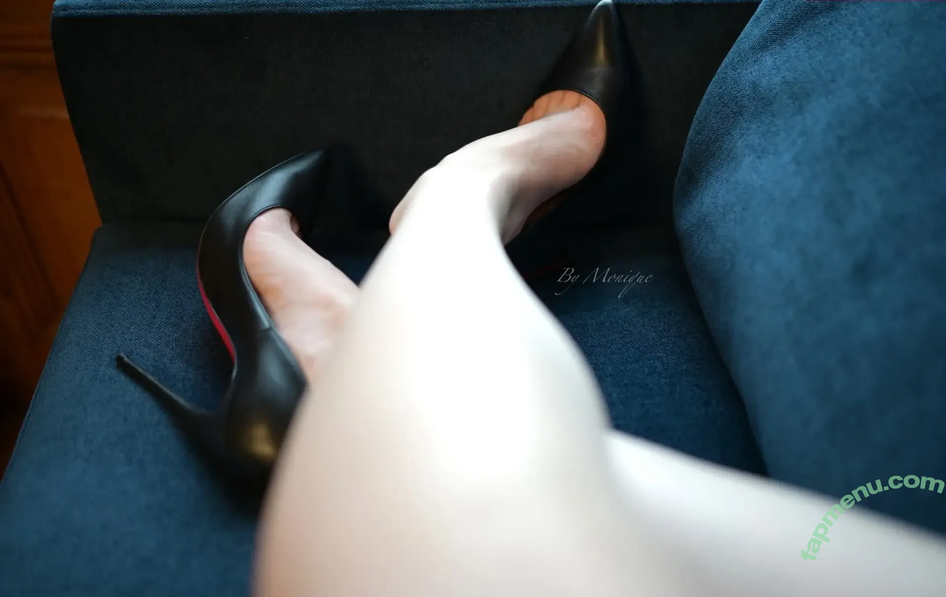 Monique Regnum nude photo #0033 (monique_regnum / moniqueregnum)