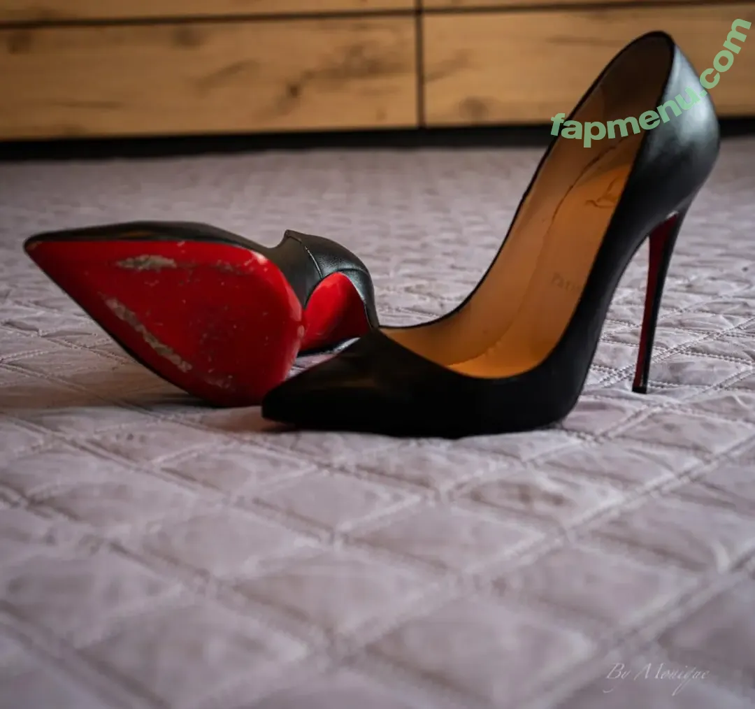 Monique Regnum nude photo #0037 (monique_regnum / moniqueregnum)