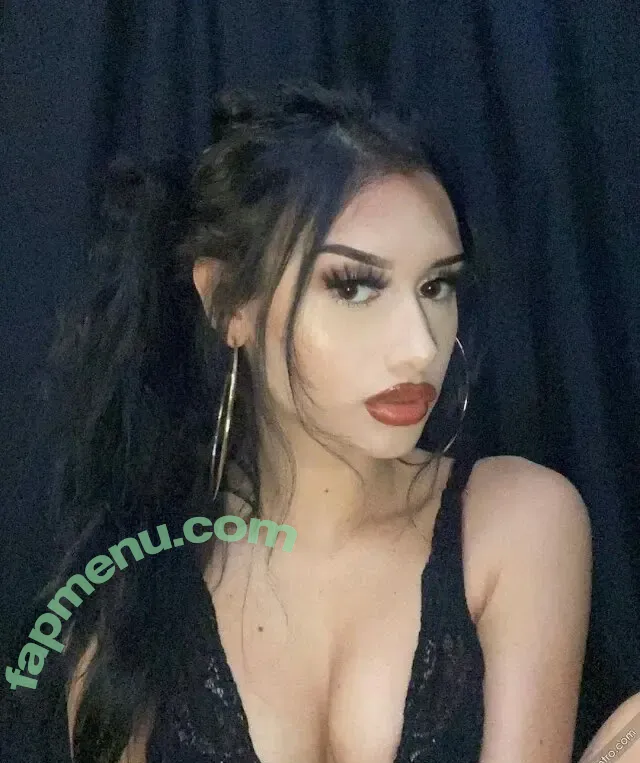 Moniquevilla nude photo #0003 (Moniquevilla)