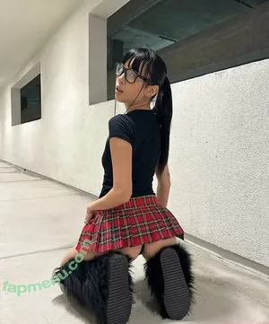 Moniquevuu / its.kitty.asmr / monique.sensualite / xkittymomo nude photo #0032