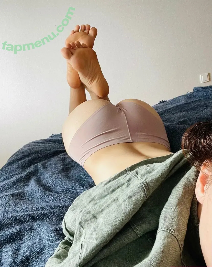 moniree nude photo #0002 (moniree)