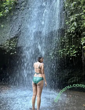  nude photo #0002