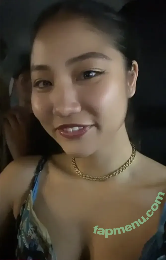 moomoo nude photo #0007 (moo_moo_momo_ / mooomoo)