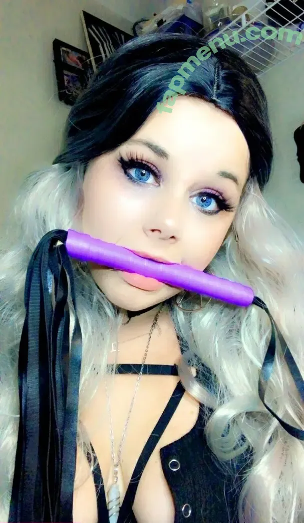 moon_momma nude photo #0003 (moon_momma2)