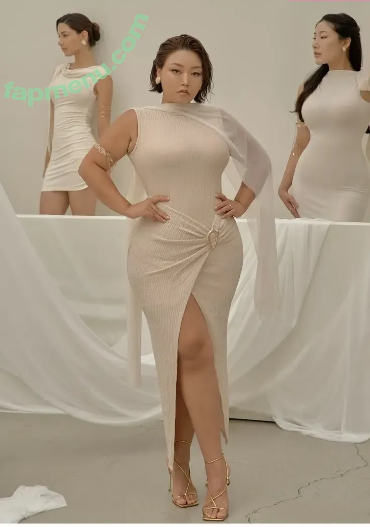 Moon Seo-byul nude photo #0331 (west__star__ / 문서별)