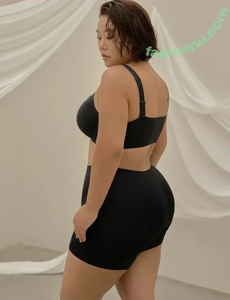 Moon Seo-byul nude photo #0367 (west__star__ / 문서별)