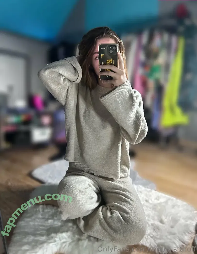 moon_staroff nude photo #0008 (moon_star_of)