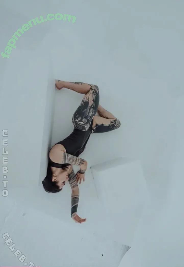 Moona.Autumn nude photo #0185 (Moona.Autumn)