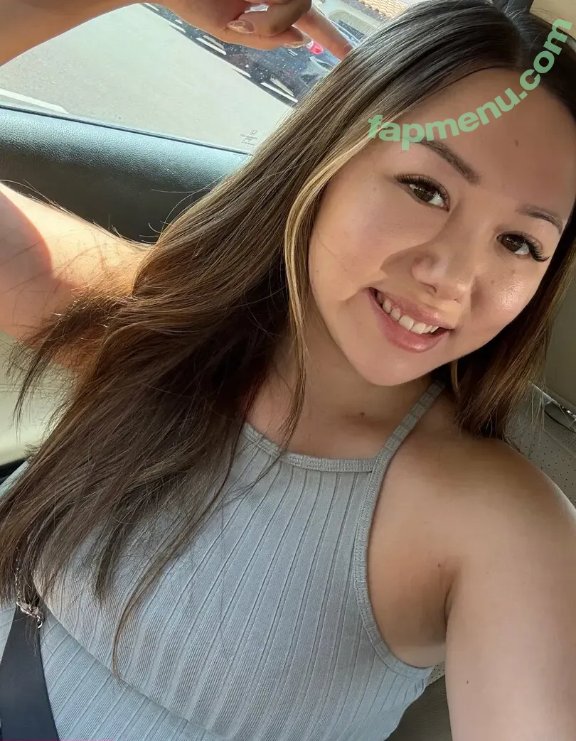 moonbbytiff nude photo #0035 (moonbbytiff)