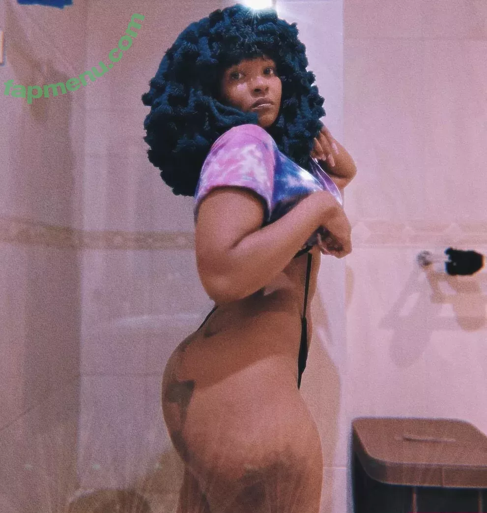 Moonchild Sanelly nude photo #0004 (moonchildsanelly)