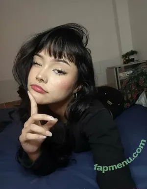 moongirljaz / blazzmin nude photo #0007