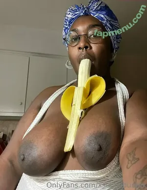  nude photo #0002