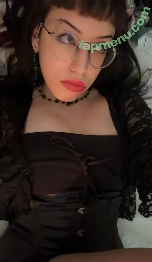 moonlitkittyx nude photo #0009 (moonlitkittyx)