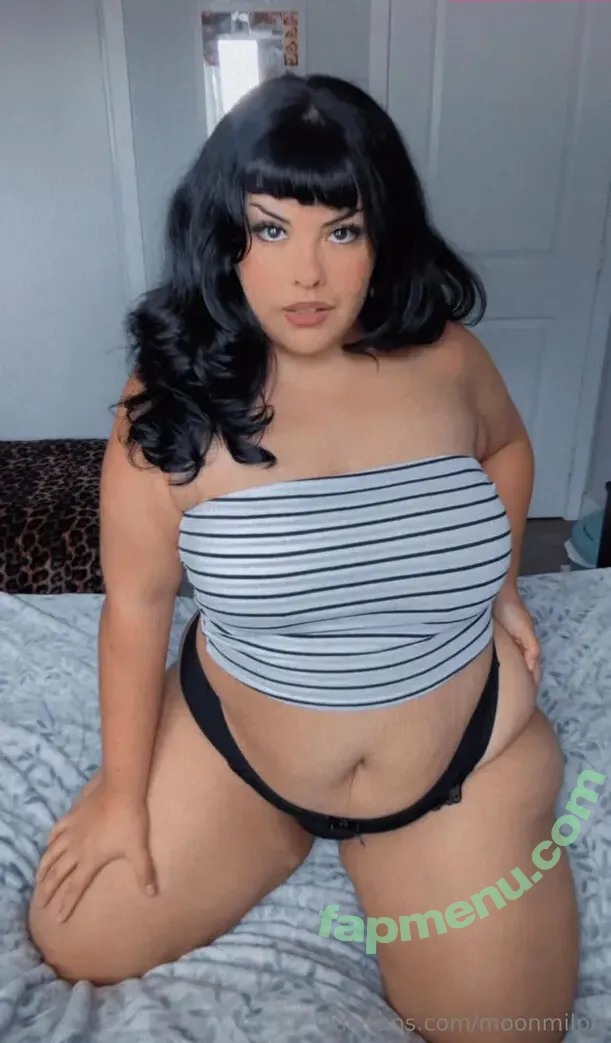 moonmilph nude photo #0041 (moonmilph)