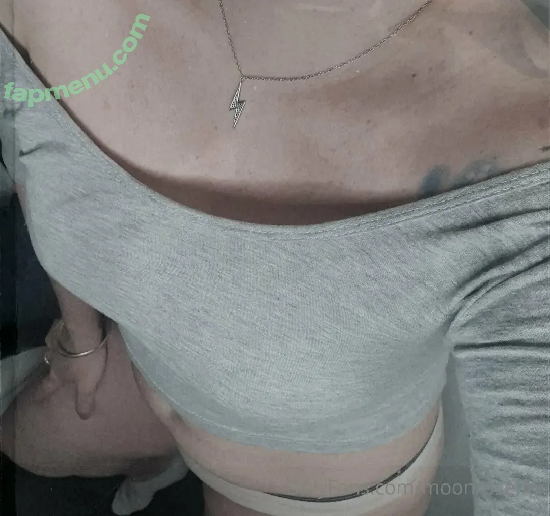 moonroseflor nude photo #0009 (moonroseflor)