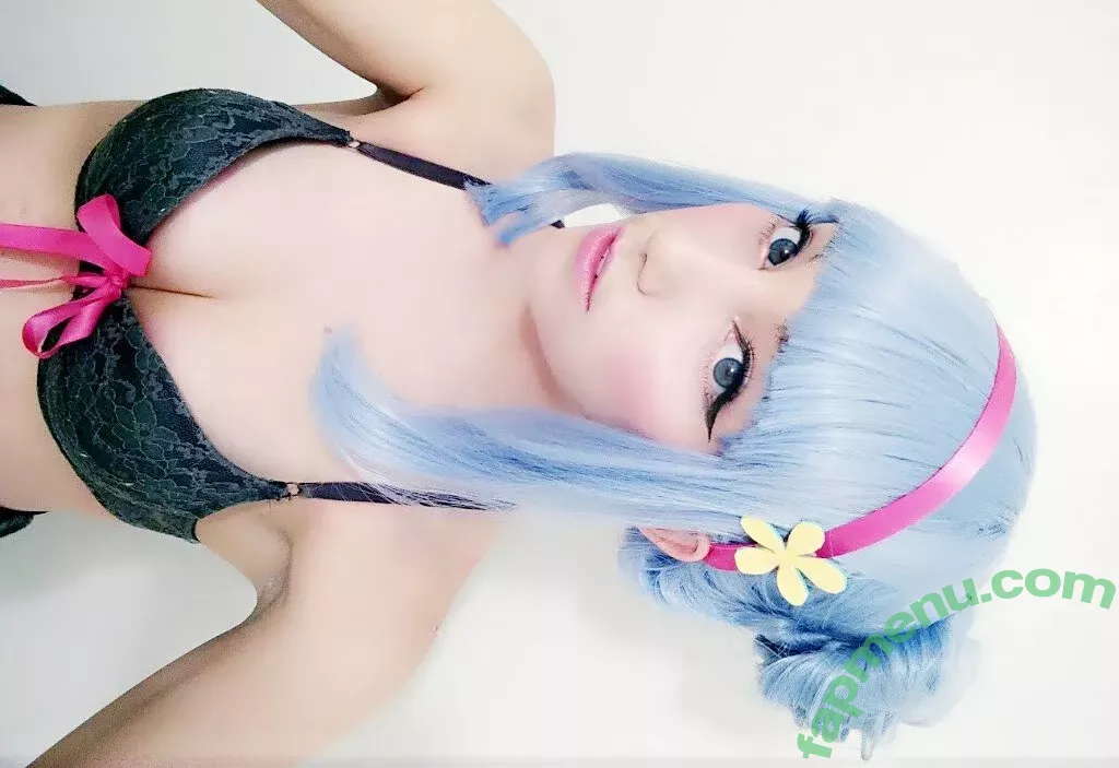 moonstreuxx nude photo #0011 (moonstreuxx)