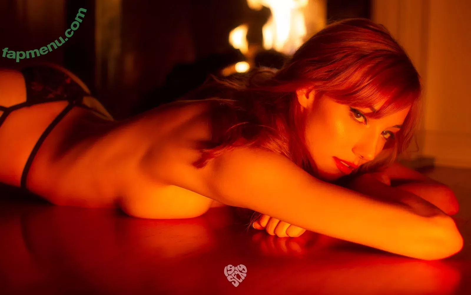 moonstreuxx nude photo #0036 (moonstreuxx)
