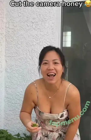 Moontellthat nude photo #0007