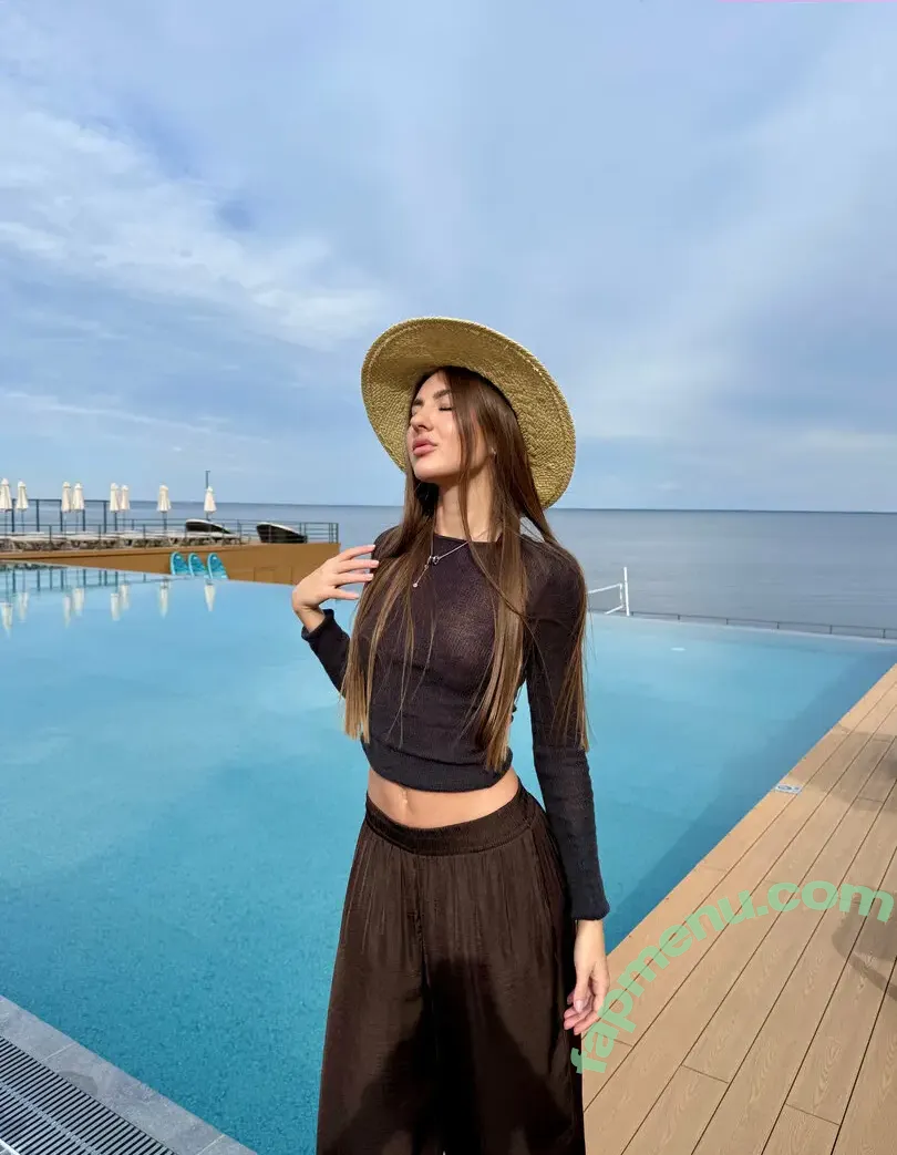 moonwitchsabrina nude photo #0037 (moonwitchsabrina)