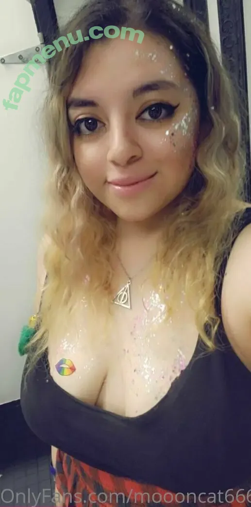 moooncat666 nude photo #0006 (monmooncat)