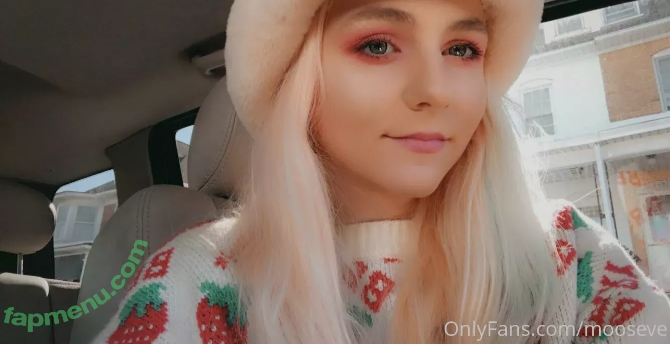 mooseve nude photo #0130 (moose.ve)