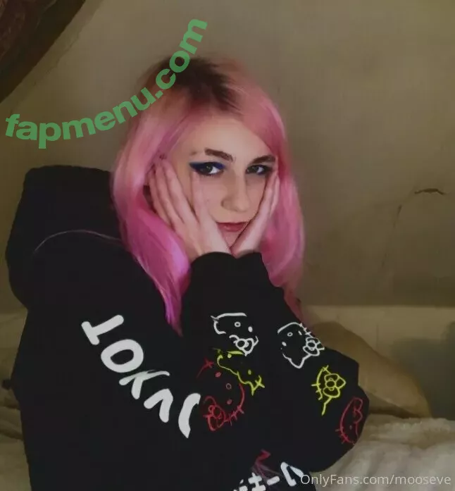 mooseve nude photo #0134 (moose.ve)