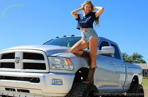 moparmodel1 / moparmodel_official nude photo #0040