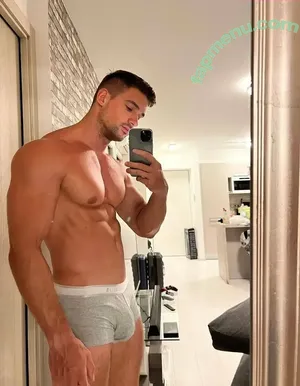 morales_miles / morales_miles__ nude photo #0045