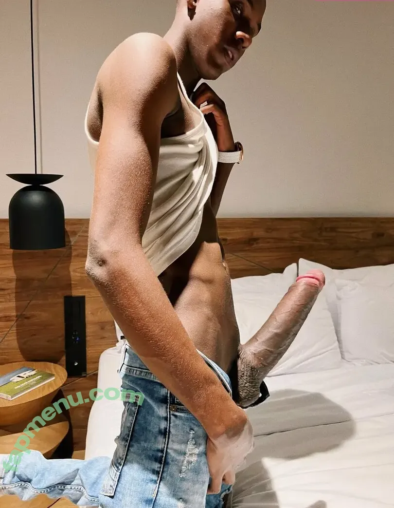 morales_miles nude photo #0004 (morales_miles__)