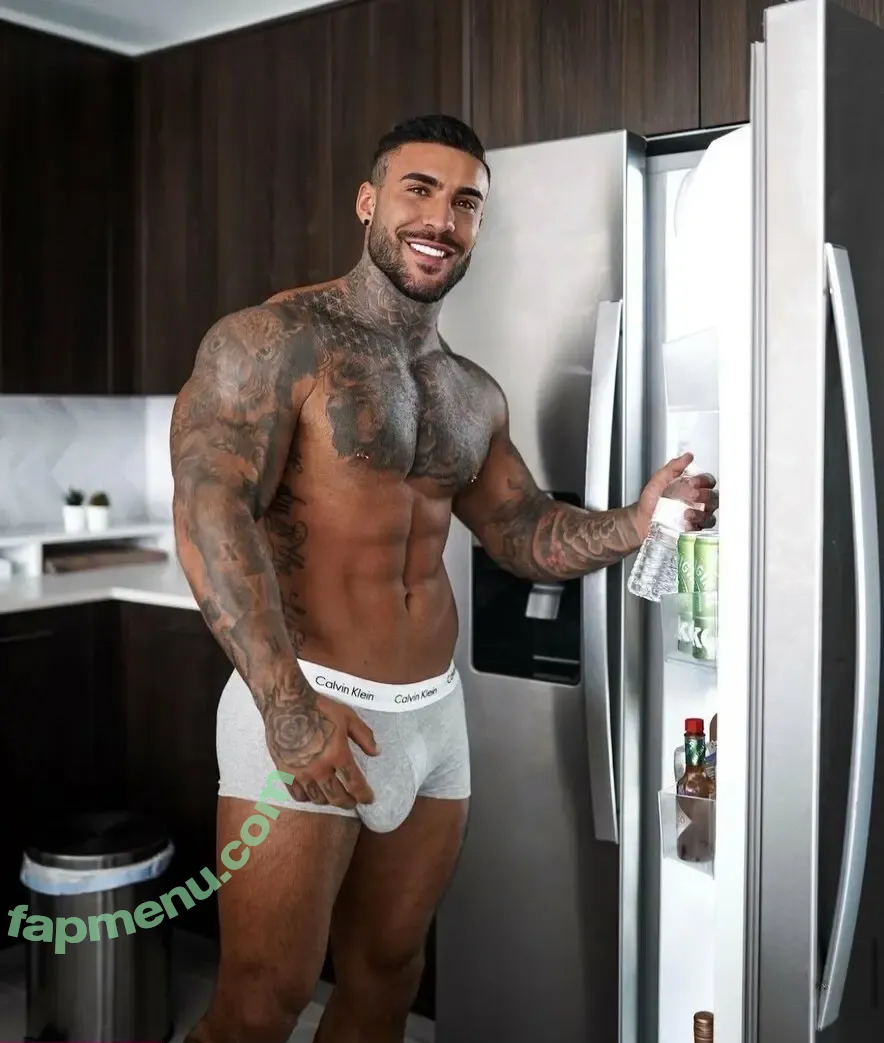 morales_miles nude photo #0014 (morales_miles__)