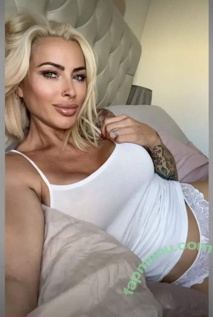 MoreAlexis nude photo #0015 (Essex Milf / moreofalexis)