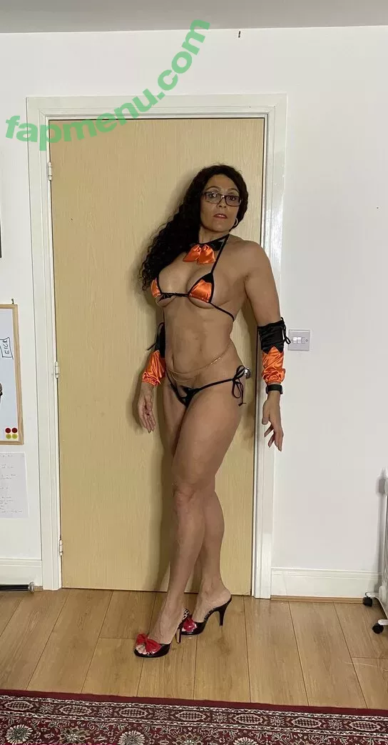 morefunwithdee nude photo #0016 (morefunwithdee)
