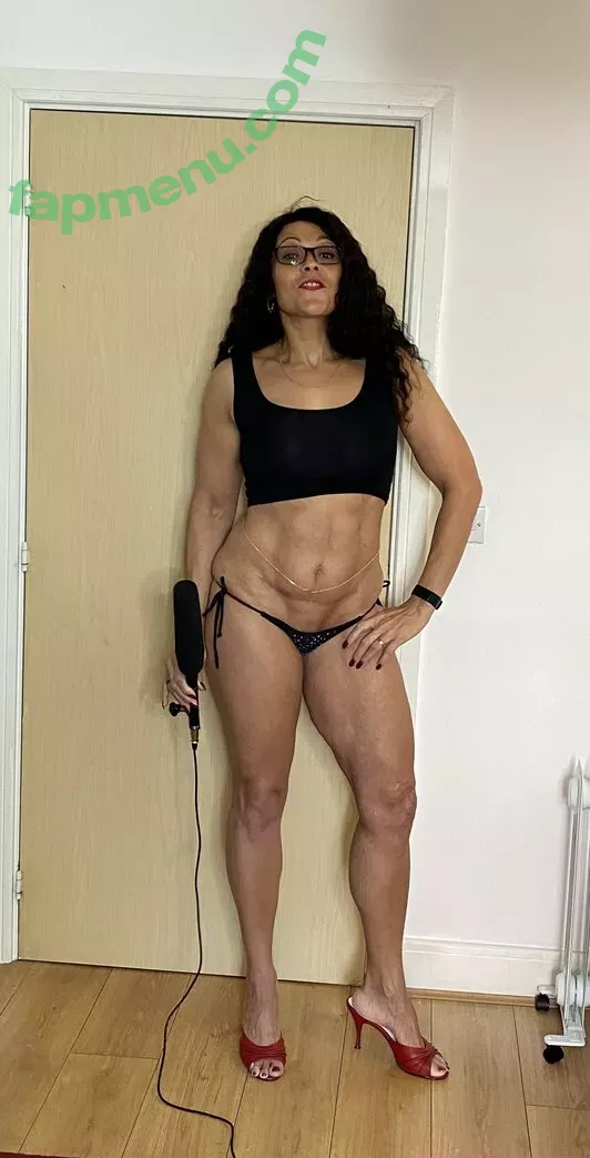 morefunwithdee nude photo #0019 (morefunwithdee)