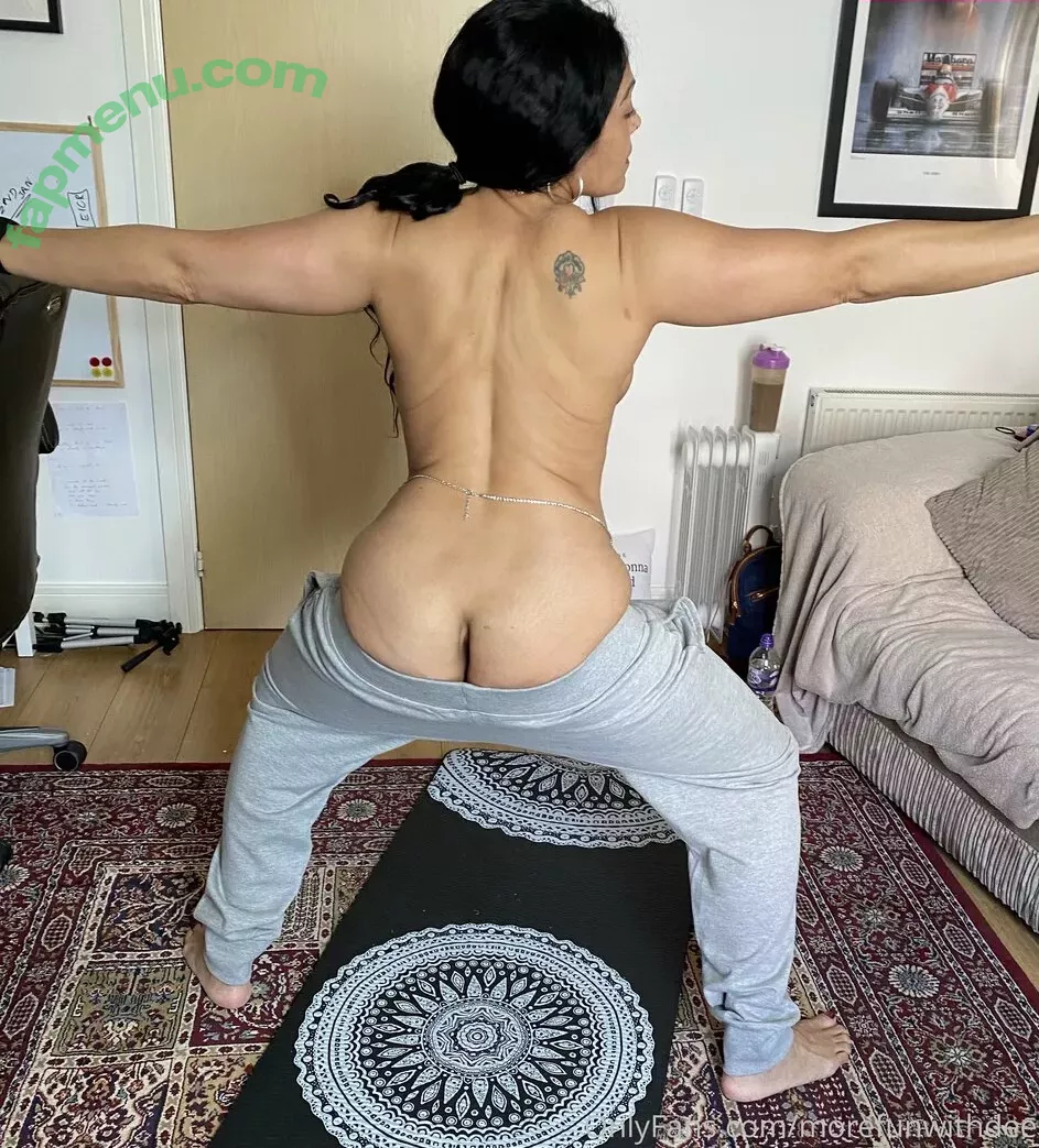 morefunwithdee nude photo #0096 (morefunwithdee)