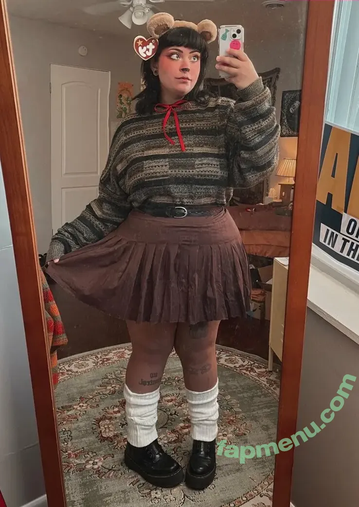 morekissing nude photo #0100 (morekissing)