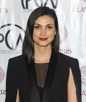 Morena Baccarin / morenabaccarin nude photo #0130