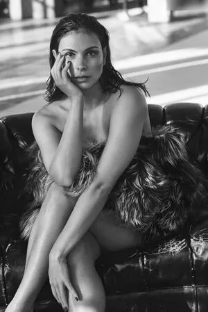 Morena Baccarin / morenabaccarin nude photo #0194
