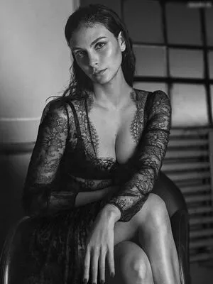 Morena Baccarin / morenabaccarin nude photo #0199
