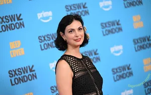 Morena Baccarin / morenabaccarin nude photo #0461