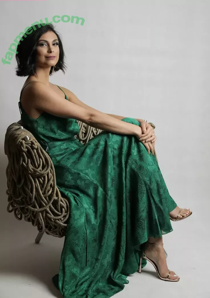 Morena Baccarin nude photo #0134 (morenabaccarin)