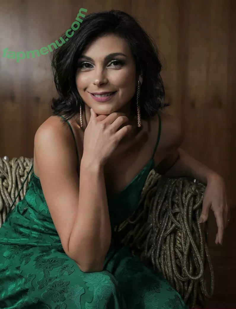Morena Baccarin nude photo #0146 (morenabaccarin)