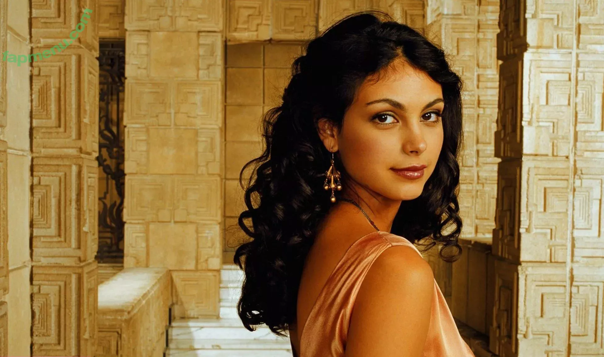 Morena Baccarin nude photo #0164 (morenabaccarin)