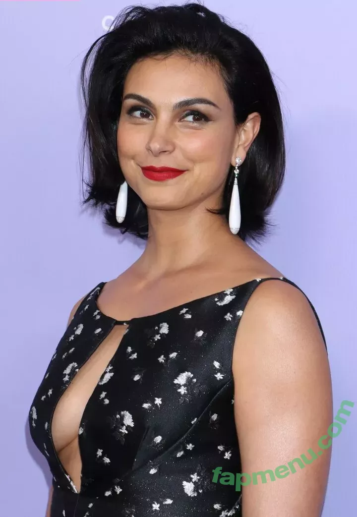 Morena Baccarin nude photo #0225 (morenabaccarin)
