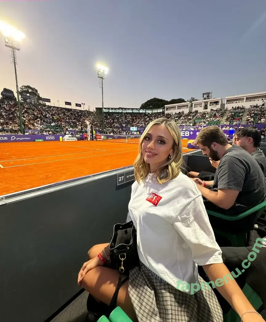 Morena Beltrán nude photo #0349 (Morena Beltran / morenabeltran10)