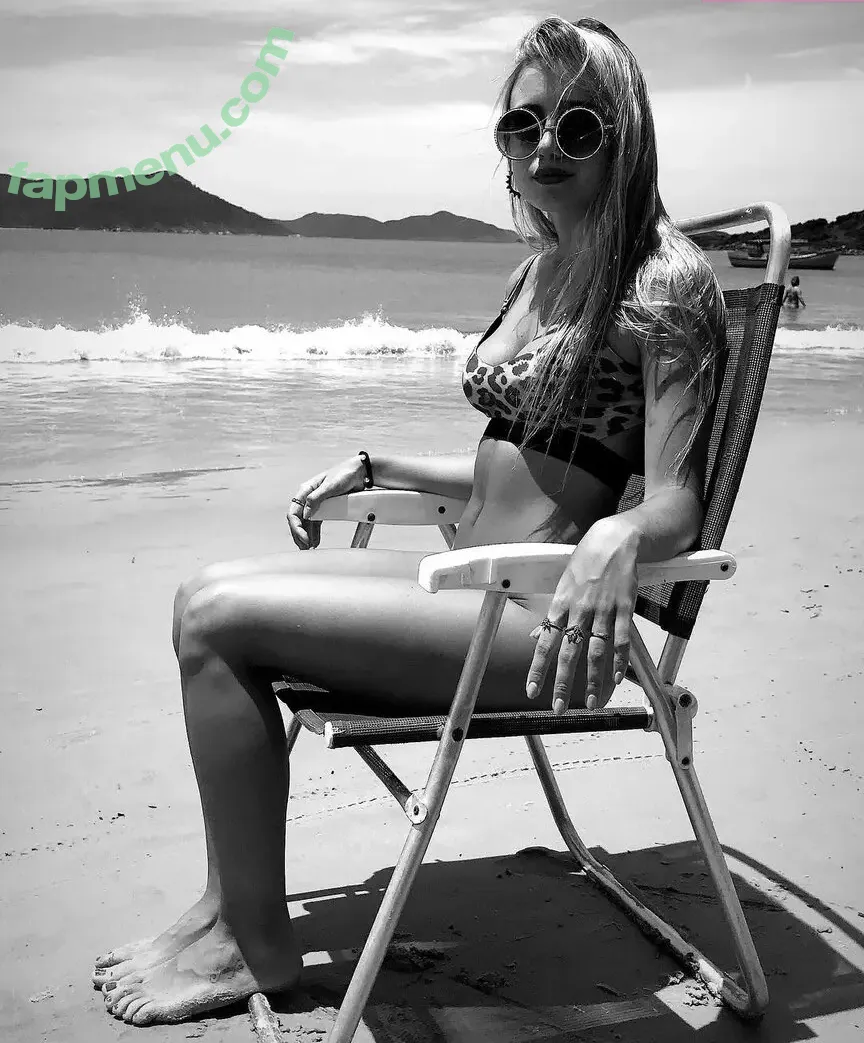 Morena Beltrán nude photo #0358 (Morena Beltran / morenabeltran10)