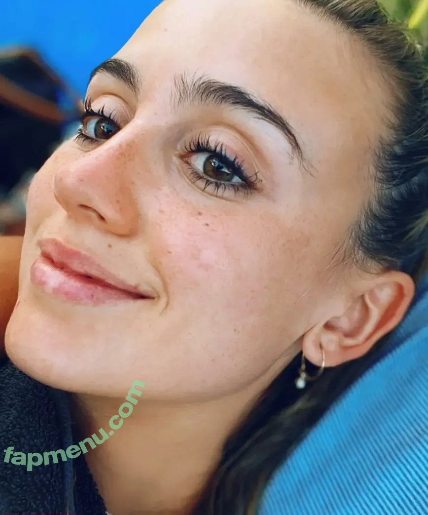 Morena Beltrán nude photo #0464 (Morena Beltran / morenabeltran10)