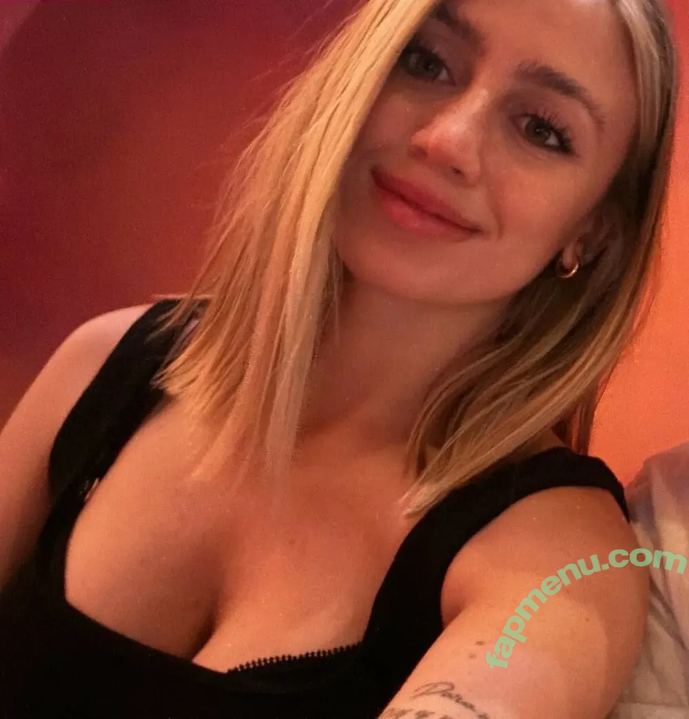 Morena Beltrán nude photo #0483 (Morena Beltran / morenabeltran10)