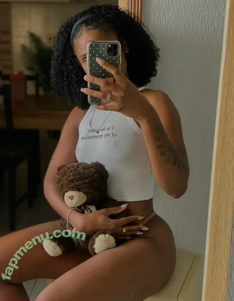 morena_blessed nude photo #0008 (morena_blessed_)
